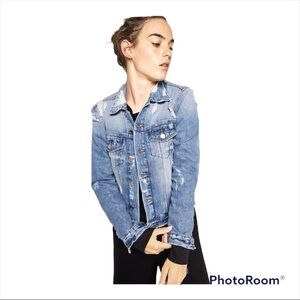 ZARA Distressed Medium Wash Denim Jean Jacket Size Medium Blogger Favorite